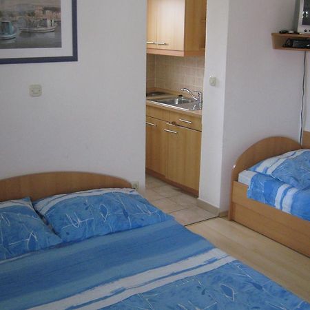 Apartment Alfirev Vodice Zewnętrze zdjęcie